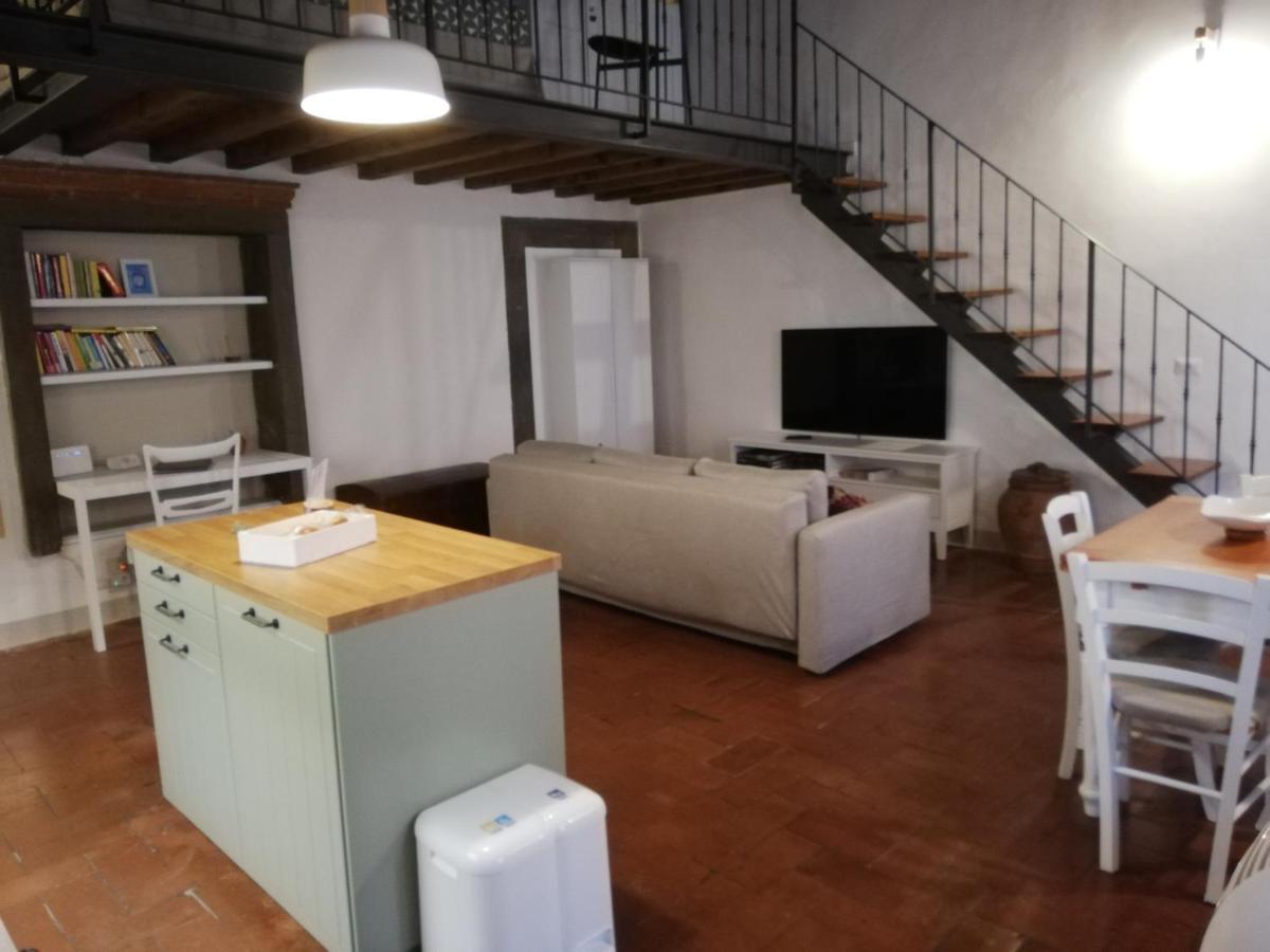 شقة Loft - Le Maioliche مونتيلوبو فيورنتينو المظهر الخارجي الصورة